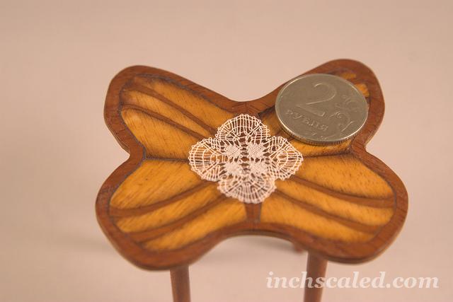 Bobbin lace
