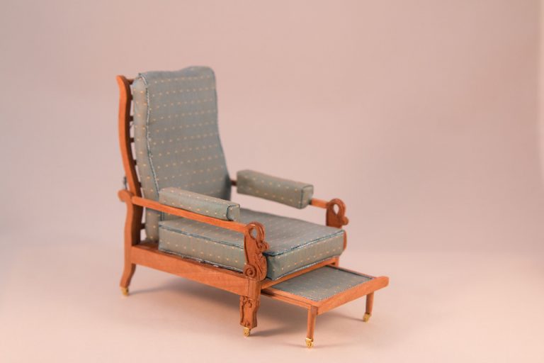 Chaise Lounge Victoria Morozova Miniatures
